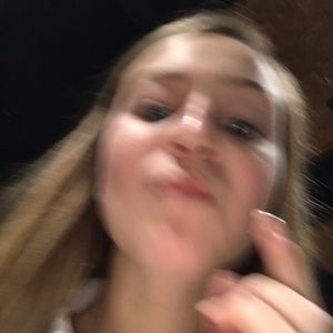 Meet your Posher, Veronica